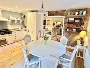 Photo 20- click for photo gallery